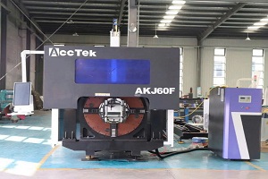 Máy cắt ống hộp Laser Fiber AKJ60FE 3000w